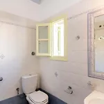 Agrelia Seafront Residences Agios Romanos