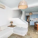 Agrelia Seafront Residences Agios Romanos