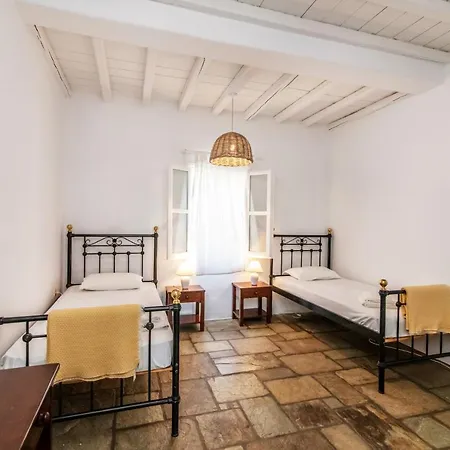 Agrelia Seafront Residences Nyaraló *