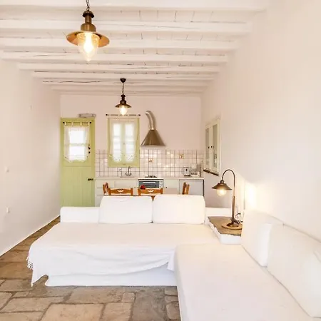 Agrelia Seafront Residences Nyaraló *