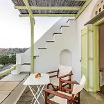 펜션 Agrelia Seafront Residences *