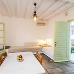 펜션 Agrelia Seafront Residences Agios Romanos