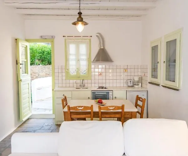 Agrelia Seafront Residences Agios Romanos