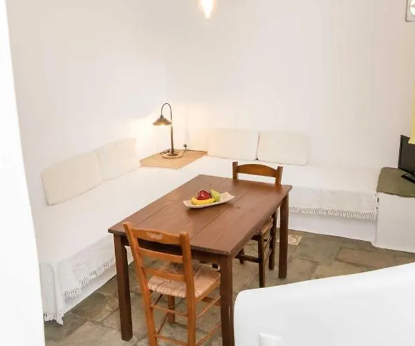 別荘 Agrelia Seafront Residences