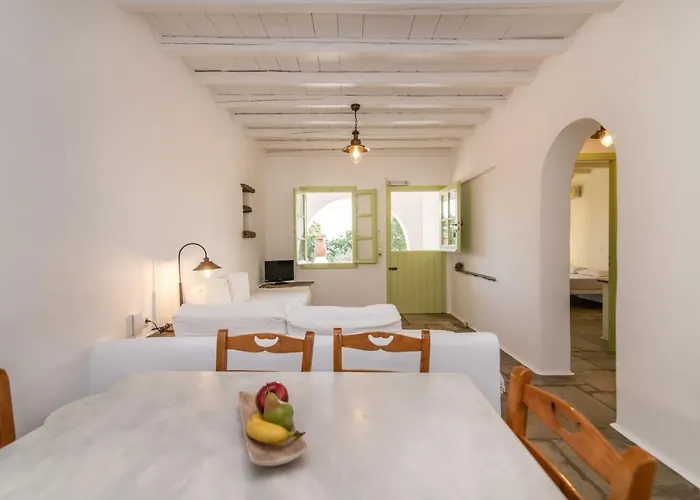 Agrelia Seafront Residences 別荘 *