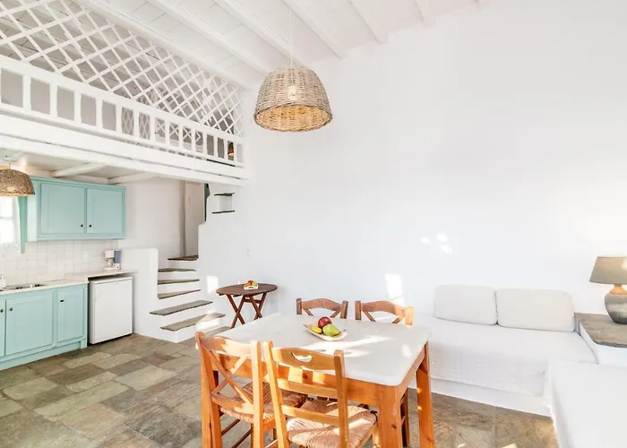 別荘 Agrelia Seafront Residences